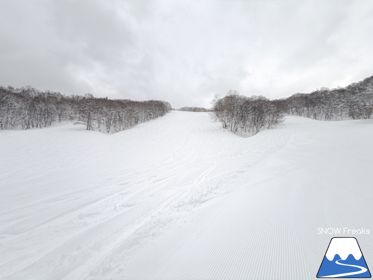 暑寒別岳スキー場｜日本海を眺めながら、2026年滑り初め！皆様、今年もどうぞよろしくお願いいたします。